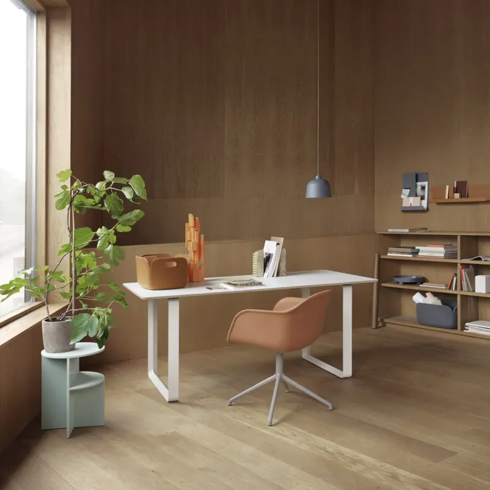 Muuto Dining Tables*70/70 dining table 170x85 cm, linoleum-Plywood- Black