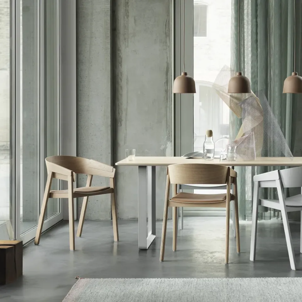 Muuto Dining Tables*70/70 dining table 225x90 cm, Oak veneer-Plywood-Grey Beige