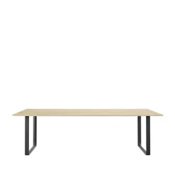 Muuto Dining Tables*70/70 dining table 255x108 cm, Solid oak-Black Beige