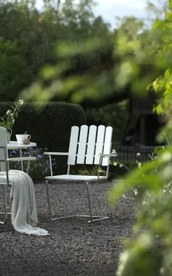 Grythyttan Stålmöbler Seating*A2 armchair, lacquer oak-hot-dip galvanized White