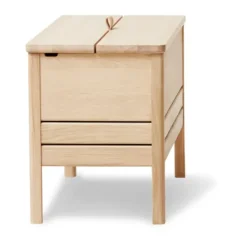 Form & Refine Benches*A Line storage bench 68 cm, Oiled oak Beige