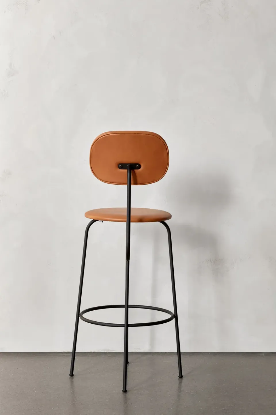 Audo Copenhagen Bar Stools*Afteroom plus barstool leather upholstery 63.5 cm, Dakar 0250 Orange