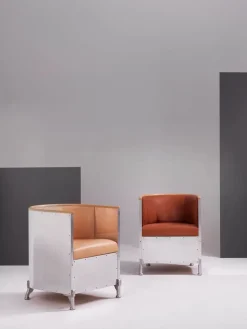 Källemo Armchairs & Footstools*Aluminum armchair brushed matt, Leather Tärnsjö -walnut Black