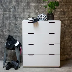 Mavis Dressers & Drawer Units*Aoko chest of 4 drawers, lacquer White