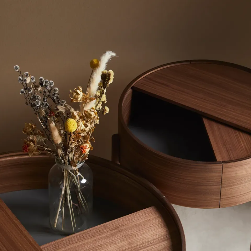 Woud Side Tables*Arc side table, Walnut Brown