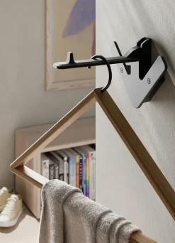 Design House Stockholm Clothes Hooks & Hangers*Arrow hanger, Black