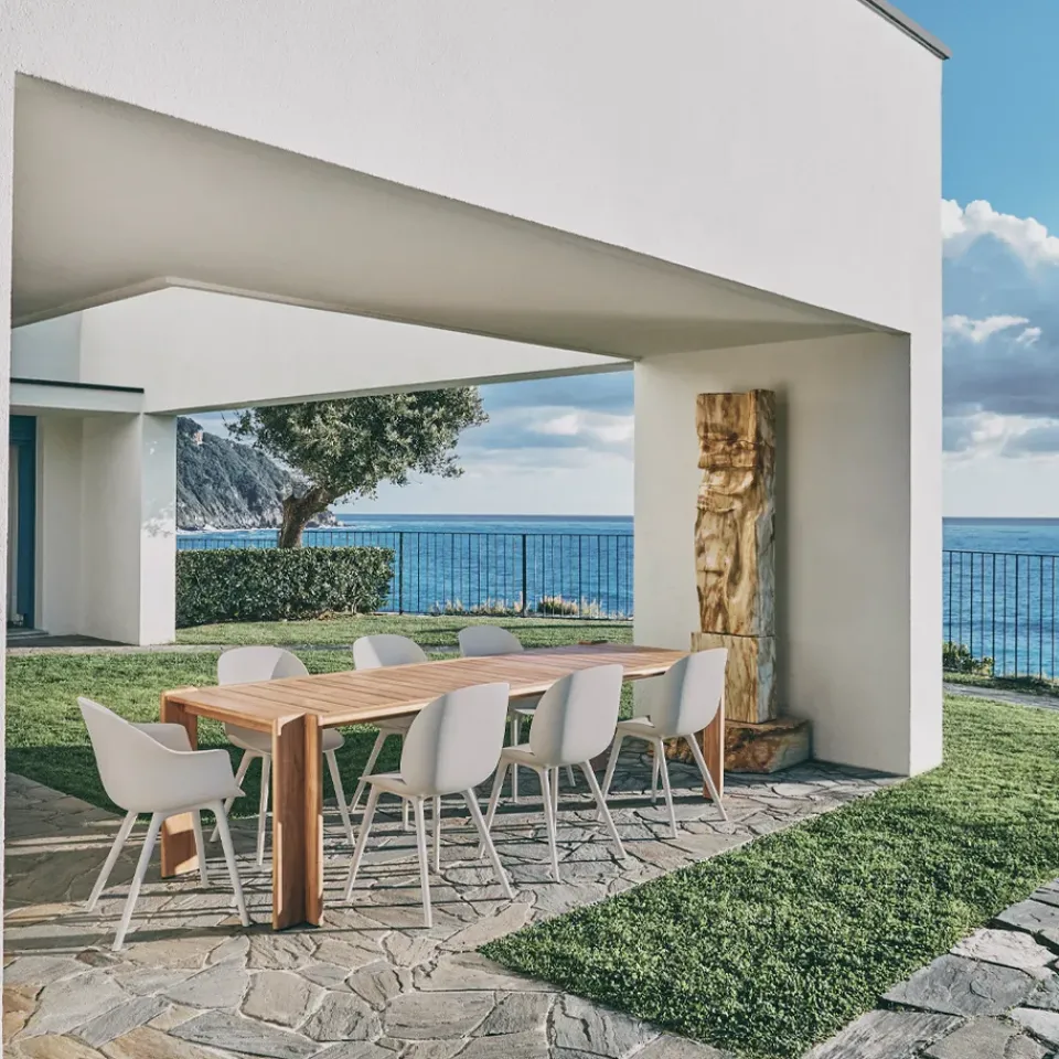 GUBI Seating|Balcony Furniture*Beetle Dining Outdoor chair, New Beige