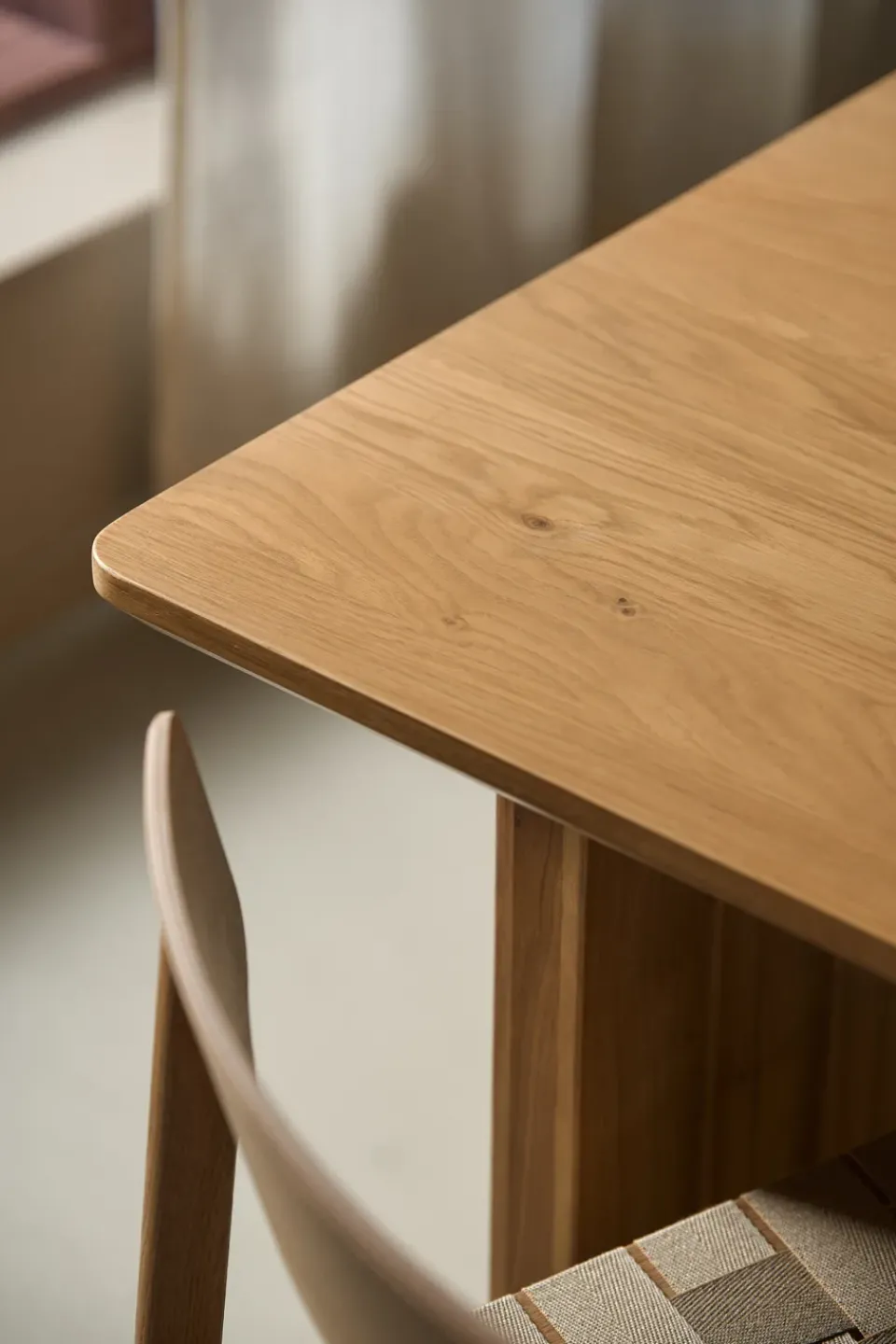 1898 Dining Tables*Berghem dining table 90x220 cm, Laqurered oak Brown