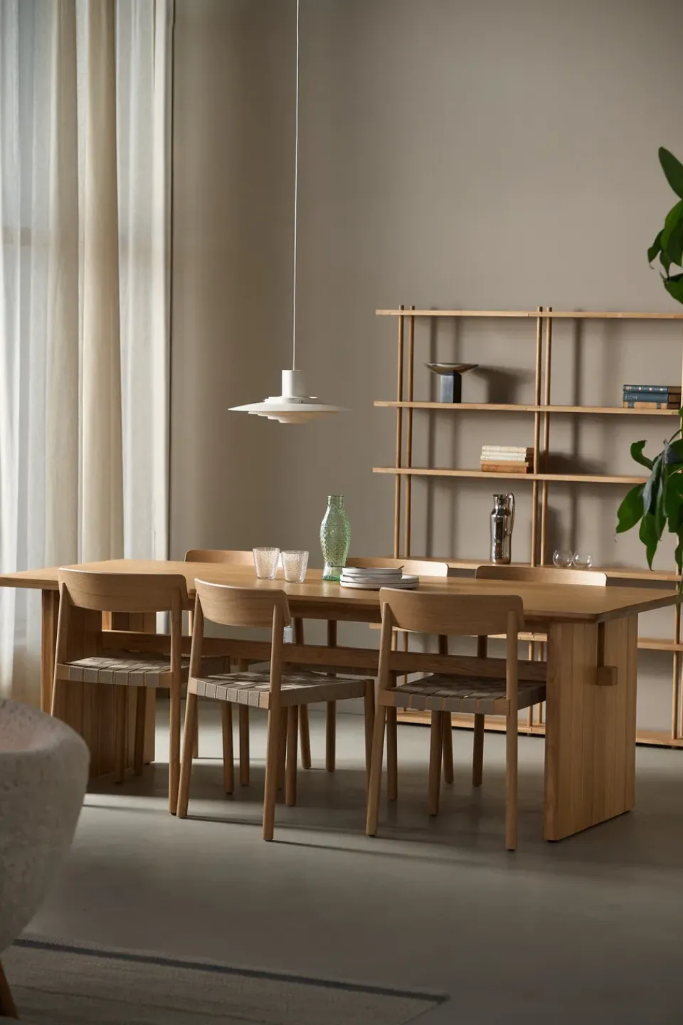 1898 Dining Tables*Berghem dining table 90x220 cm, Laqurered oak Brown