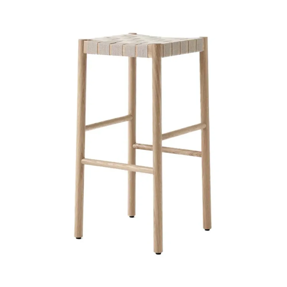 &Tradition Bar Stools*Betty TK8 barstool, Oak, natural braided linen band seat Beige