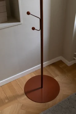 Maze Clothes Racks, Coat Stands & Hangers*Bill Floor clothes hanger, Cinnamon Brown