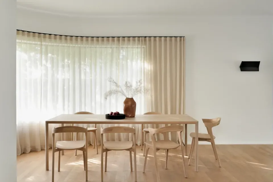 Ethnicraft Dining Tables*Bok dining table 200x95 cm, Hardwax oiled oak Beige