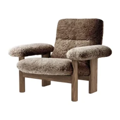 Audo Copenhagen Armchairs & Footstools*Brasilia armchair, Walnut-Sahara sheepskin curly Brown
