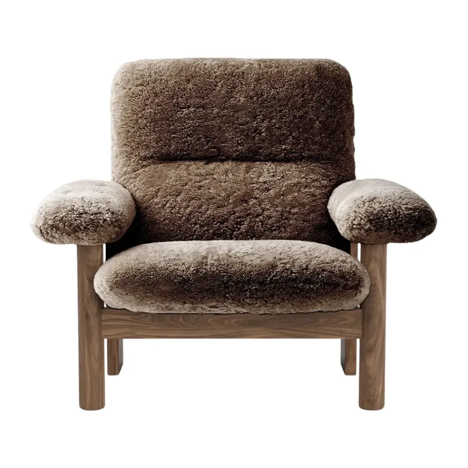 Audo Copenhagen Armchairs & Footstools*Brasilia armchair, Walnut-Sahara sheepskin curly Brown