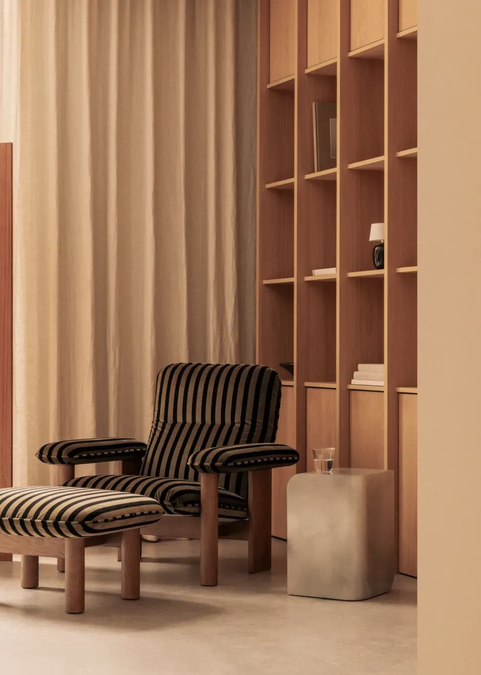 Audo Copenhagen Armchairs & Footstools*Brasilia footstool, Walnut-Cabanon Soft FCL7029-04 Brown