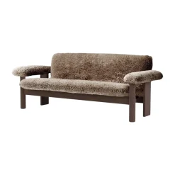 Audo Copenhagen Sofas*Brasilia sofa 2-seats, Dark oak-Sahara sheepskin curly Brown