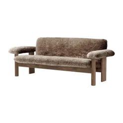 Audo Copenhagen Sofas*Brasilia sofa 2-seats, Walnut-Sahara sheepskin curly Brown