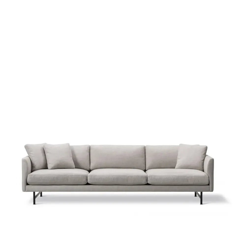 Fredericia Furniture Sofas*Calmo 5623 sofa, Sunniva 717-black steel Beige