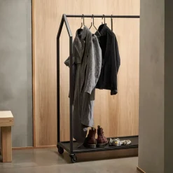 Essem Design Clothes Racks, Coat Stands & Hangers*Clothing House klädställning, Black