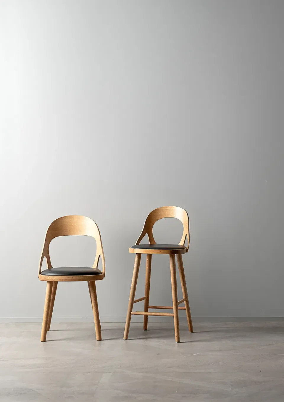 Hans K Bar Stools*Colibri bar stool 63 cm, Oiled oak-black pad Brown