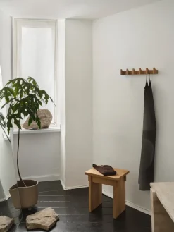 Kristina Dam Studio Clothes Racks, Coat Stands & Hangers*Column coat rack 49 cm, Warm oiled oak Beige