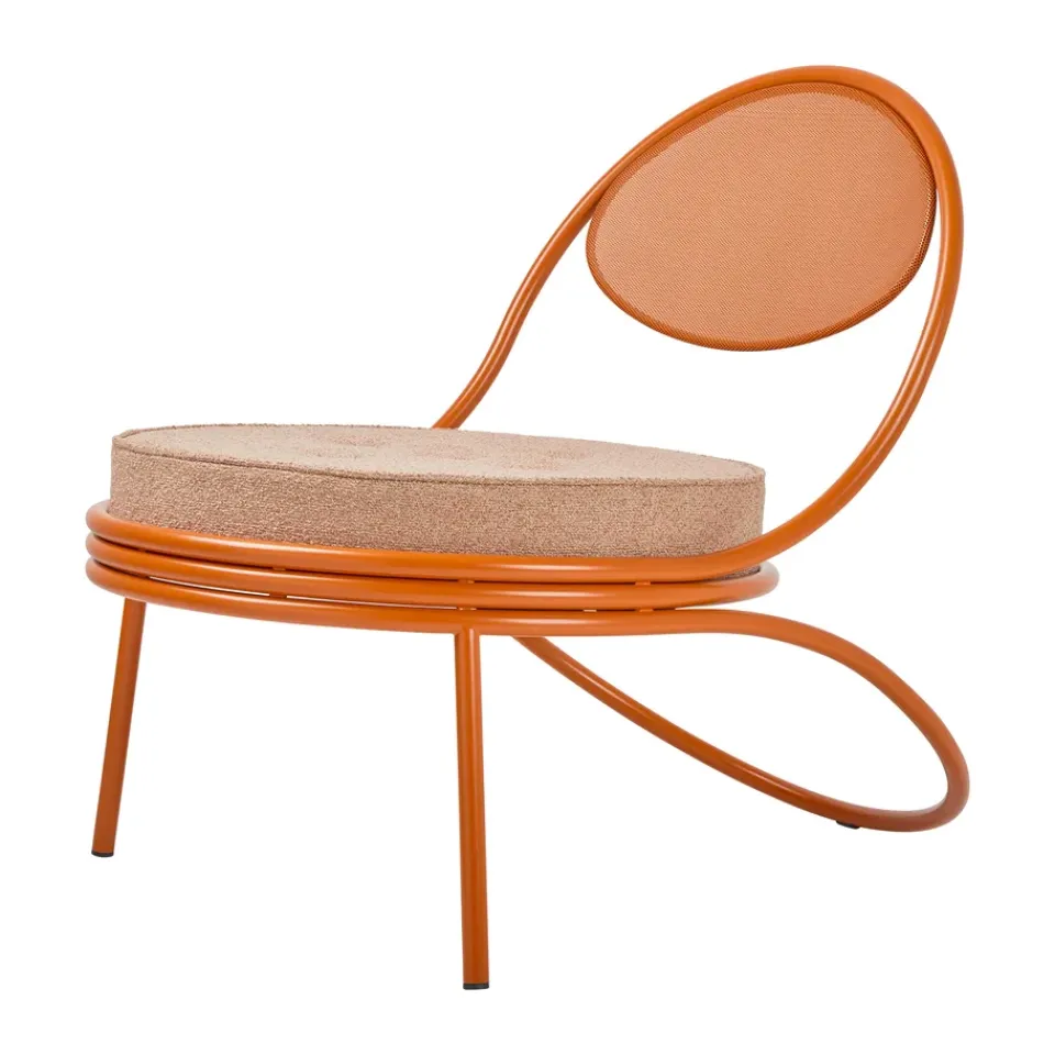GUBI Outdoor Lounge Furniture*Copacabana Outdoor Lounge Chair upholstered seat, Lorkey limonta 44-international Orange