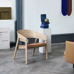 Muuto Armchairs & Footstools*Cover lounge chair leather, Refine leather cognac-oak Brown