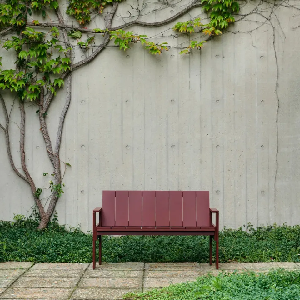 HAY Garden Sofas & Garden Benches*Crate Dining Bench lacque pine, Iron Red