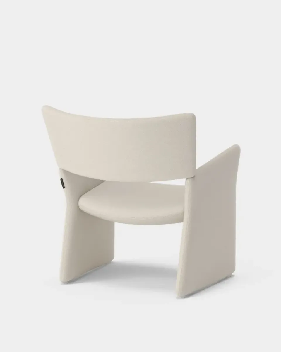 Massproductions Armchairs & Footstools*Crown Easy Chair, Geneva shingle - 2854/120 Beige