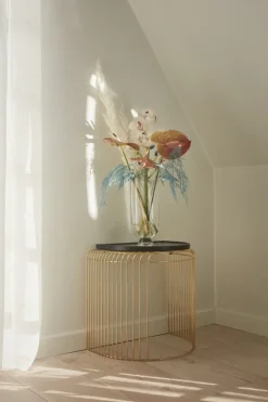 AYTM Side Tables*Curva table 45 cm, Gold Gold-coloured