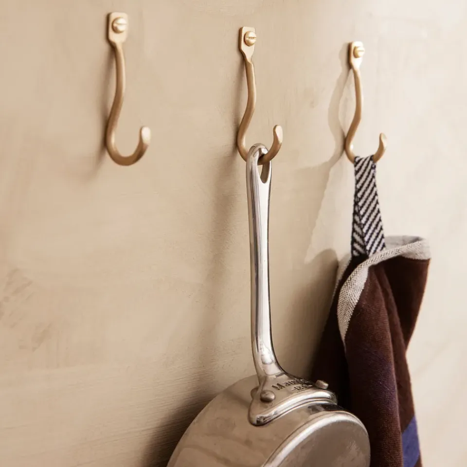 Ferm Living Clothes Hooks & Hangers*Curvature hook 3-pack, brass Gold-coloured