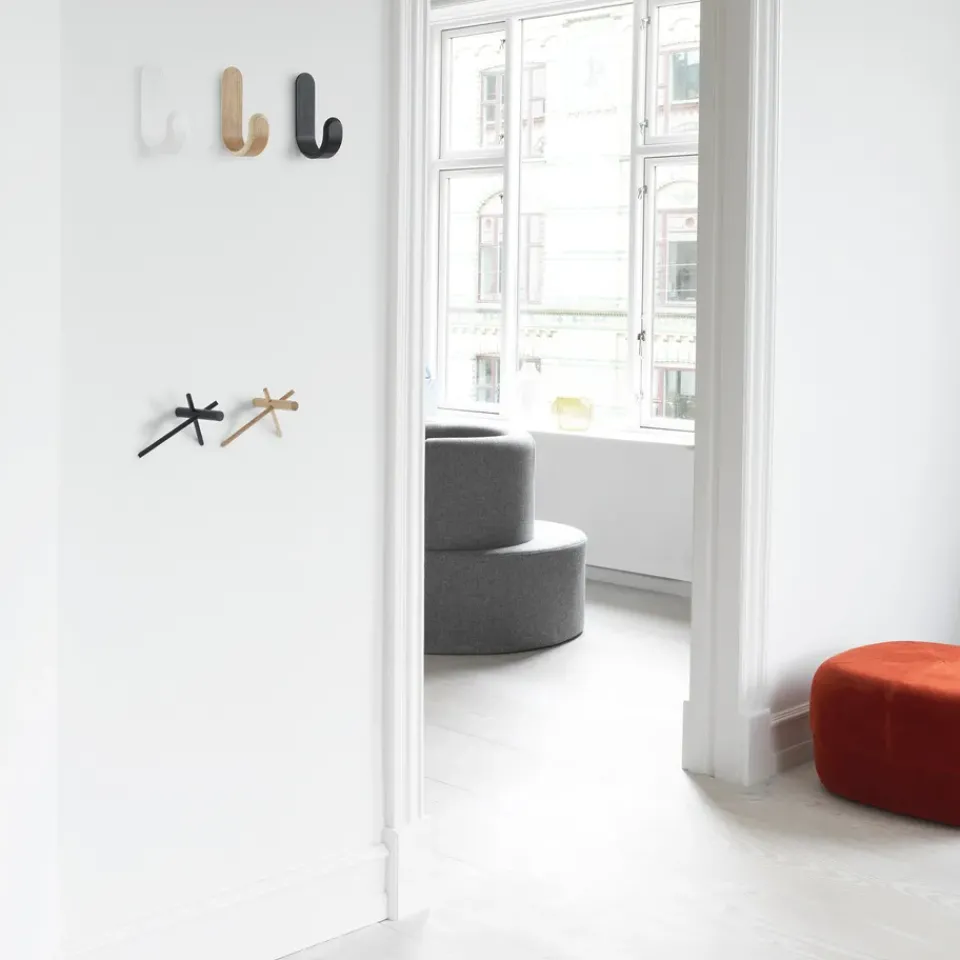Normann Copenhagen Clothes Hooks & Hangers*Curve hook, Black
