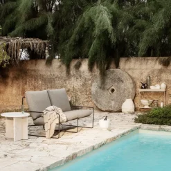 Ferm Living Garden Sofas & Garden Benches|Balcony Furniture*Desert 2-seat sofa, Fabric dark sand. black stand Beige