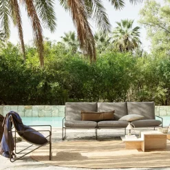 Ferm Living Outdoor Lounge Furniture|Garden Sofas & Garden Benches*Desert 3-seat sofa, Fabric dark sand. black stand Beige