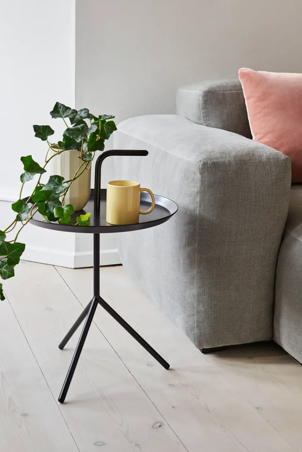 HAY Side Tables*DLM side table Ø38 cm, Black