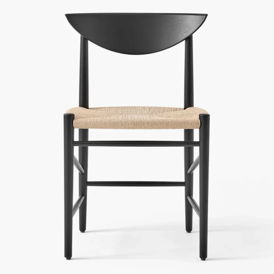 &Tradition Chairs*Drawn chair HM3, oak Black
