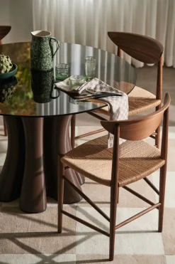 &Tradition Chairs*Drawn chair HM3, Walnut Brown