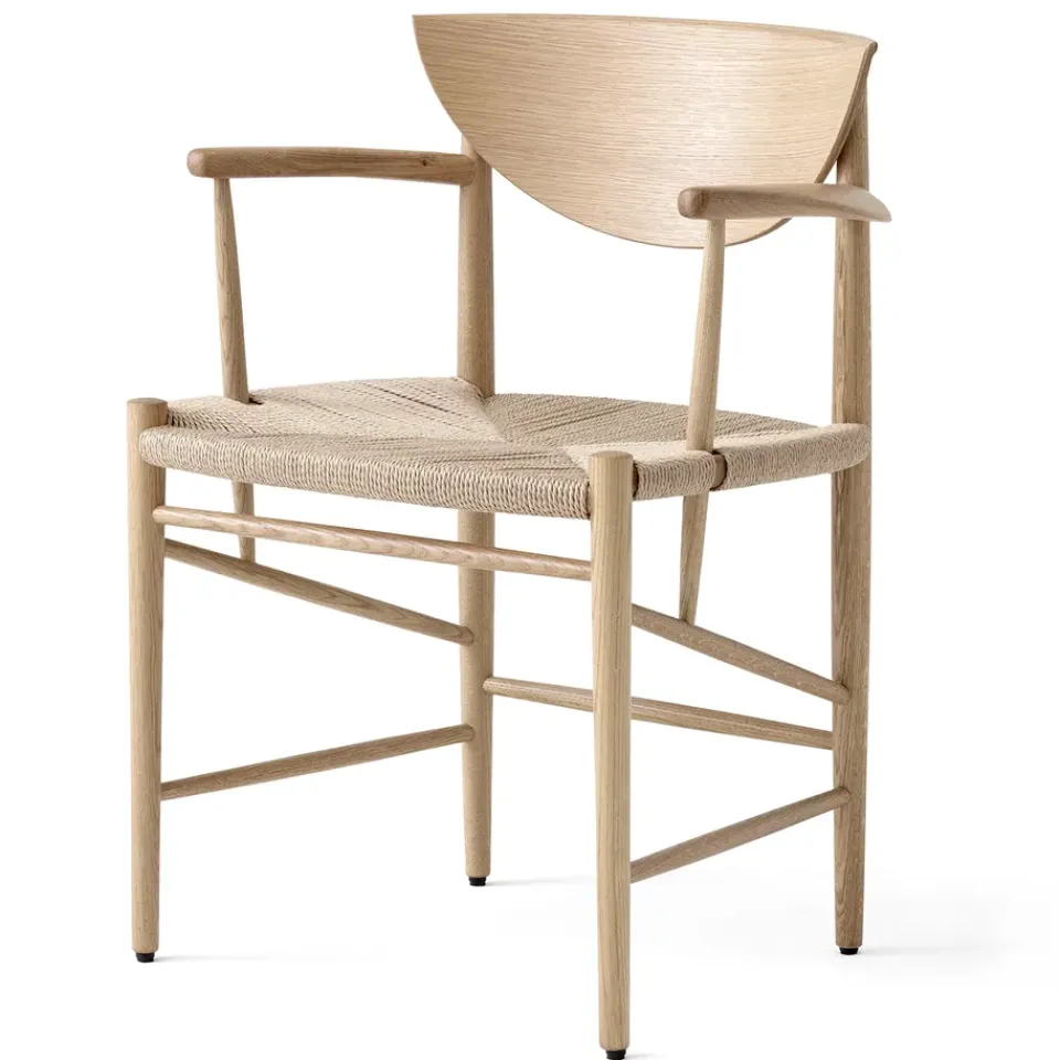 &Tradition Chairs*Drawn chair HM4 with armrest, oiled oak Beige