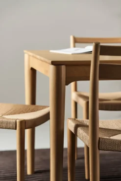 1898 Dining Tables*Ekåsen dining table 90x180 cm, Laquered oak Beige