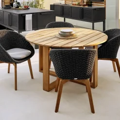 Cane-line Table For Outdoor Use*Endless dining table round teak, Ø170 cm Brown