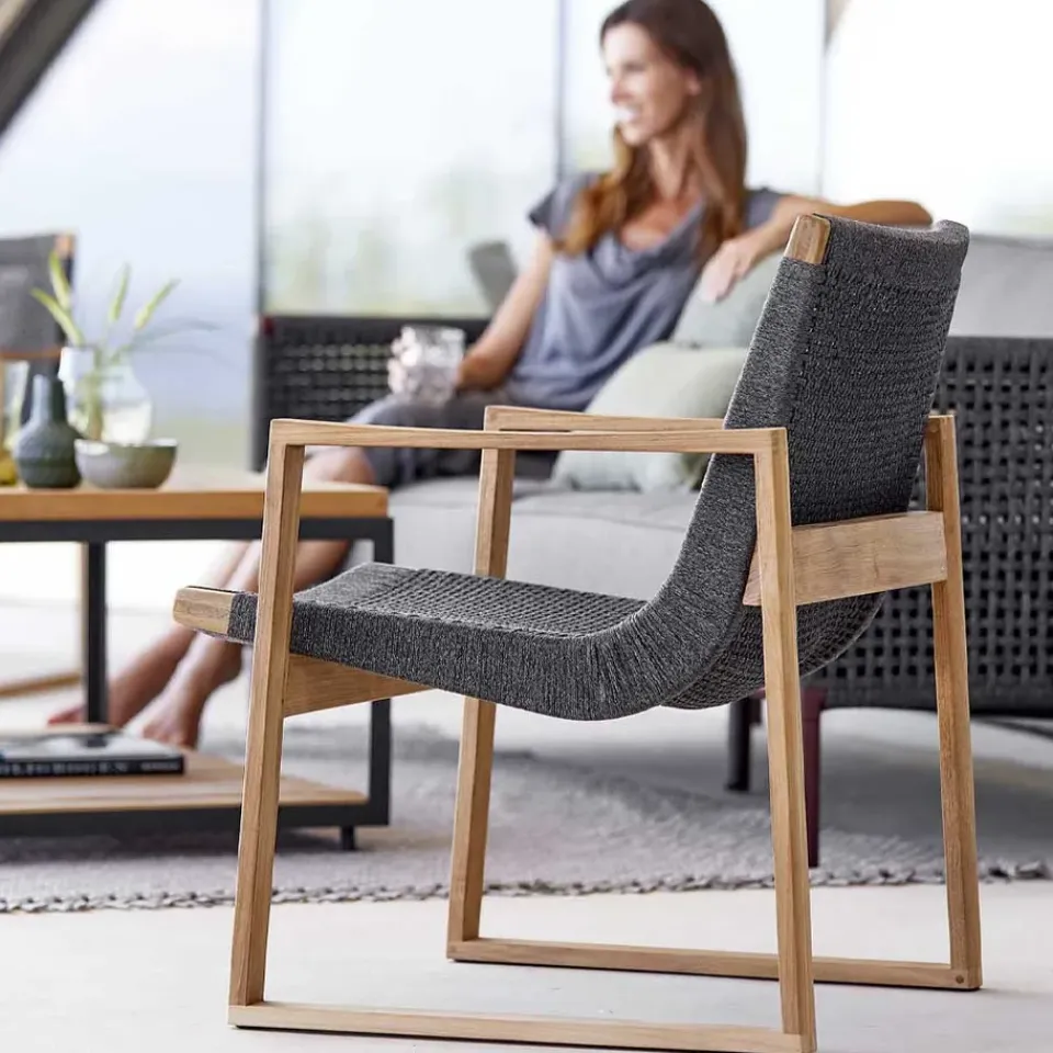 Cane-line Outdoor Lounge Furniture*Endless lounge armchair, Dark , teak stand Grey