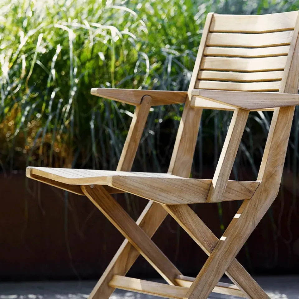 Cane-line Seating|Balcony Furniture*Flip folding chair, Teak, with armrests Brown