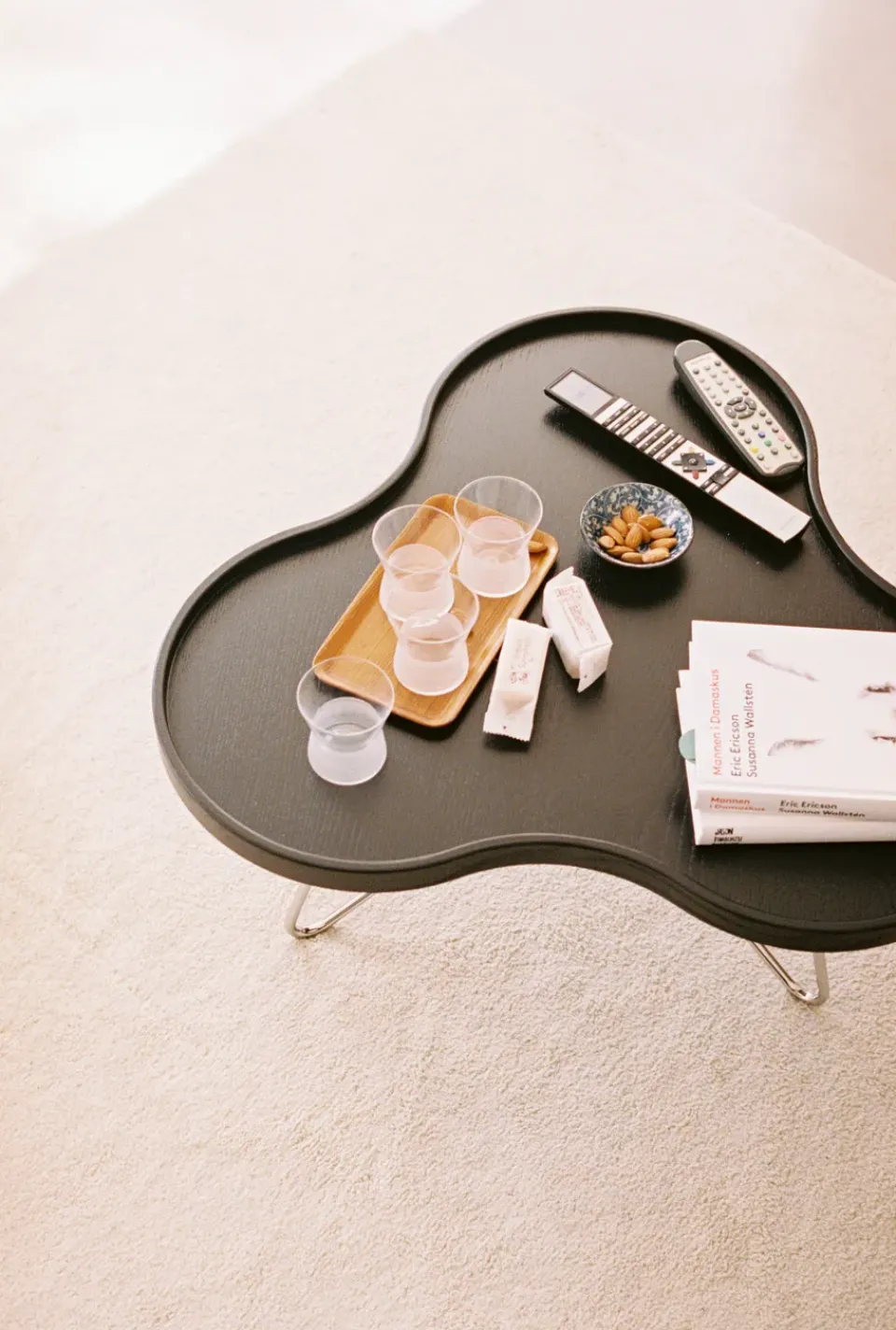Swedese Coffee Tables*Flower mono table 84x90 cm, H45 cm Ash glazed Black