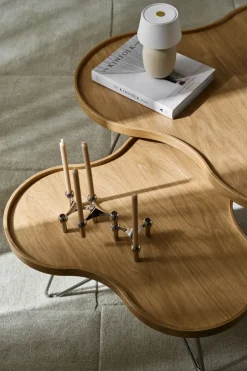 Swedese Coffee Tables*Flower mono table 62x66 cm, Oak nature, 39cm, chrome base Beige