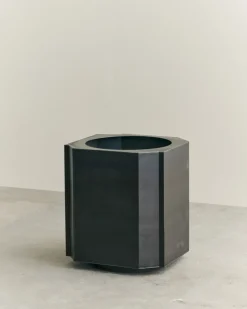 Louise Roe Garden Details & Accessories*Funki Pot XL 70 cm, Raw Iron Black