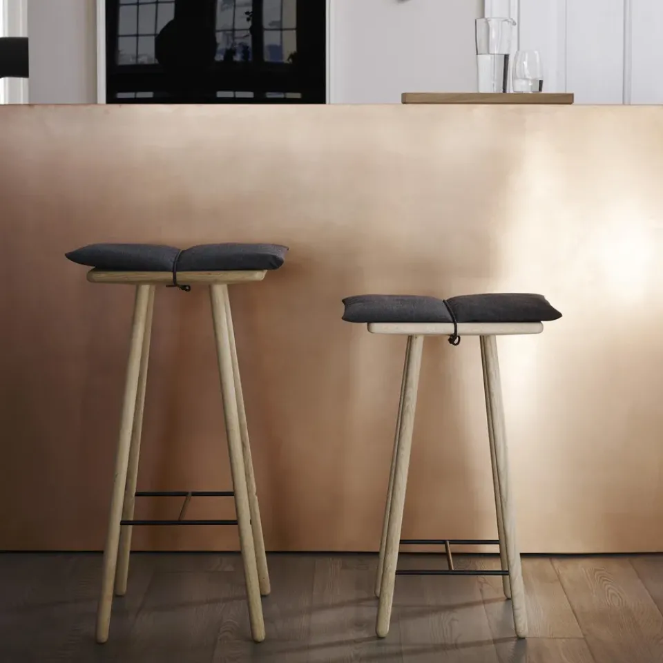 Fritz Hansen Bar Stools*Georg barstool low, Oak BrownGrey
