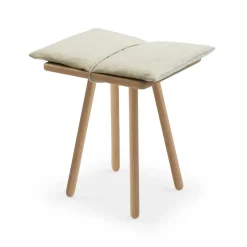 Fritz Hansen Stools*Georg stool, Linen, oak untreated, incl. linen cushion Beige