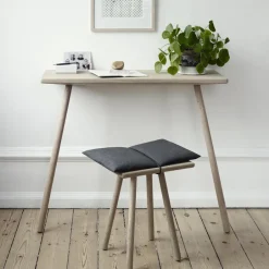Fritz Hansen Stools*Georg stool, oak BrownGrey