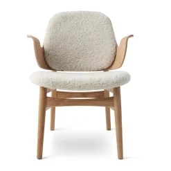 Warm Nordic Chairs|Armchairs & Footstools*Gesture lounge chair, Sheepskin moonlight, oiled oak structure White