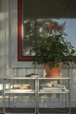 Grythyttan Stålmöbler Table For Outdoor Use*Grythyttan side table, lacquer oak-hot-dip galvanized stand White
